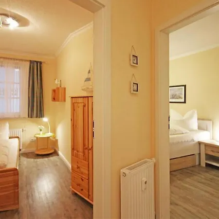Haus Atlantik Apartment Kuehlungsborn Room photo